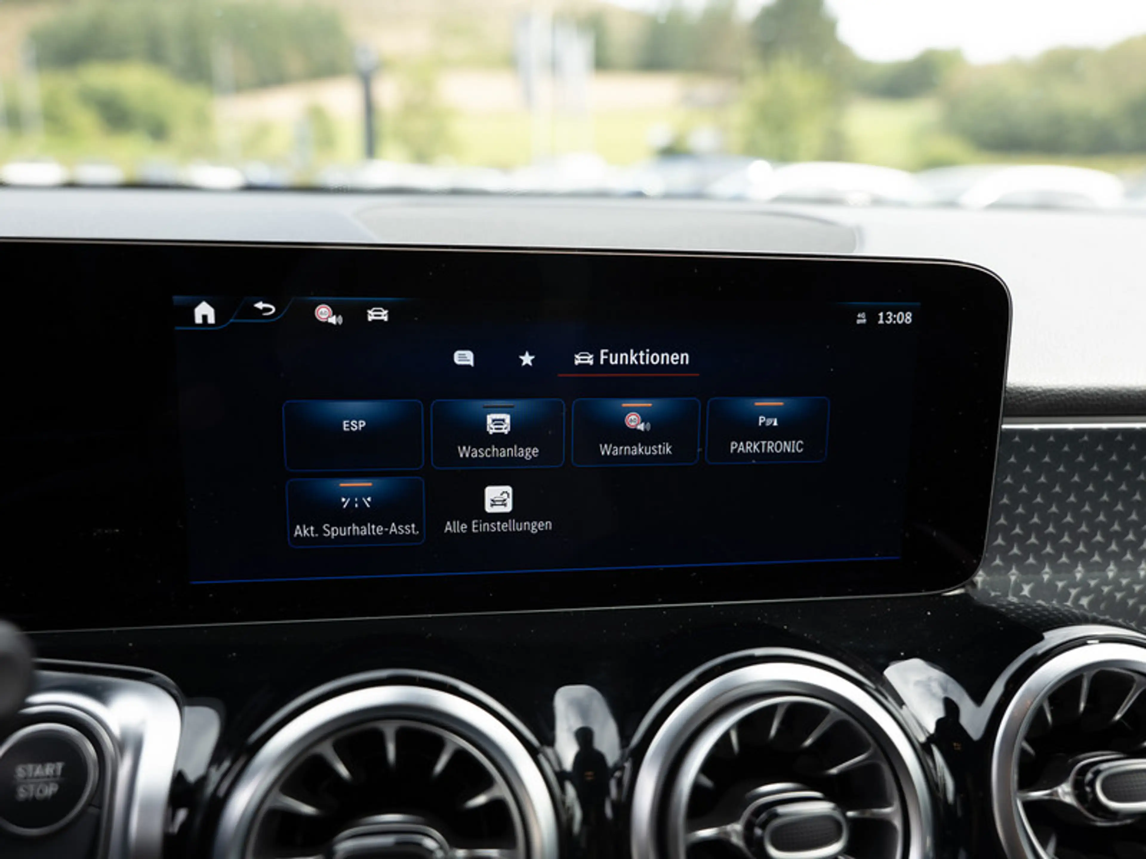 Mercedes-Benz EQB 250 + Progressive/LED/Cam/Totw/Winter/7Sitze — photo 13