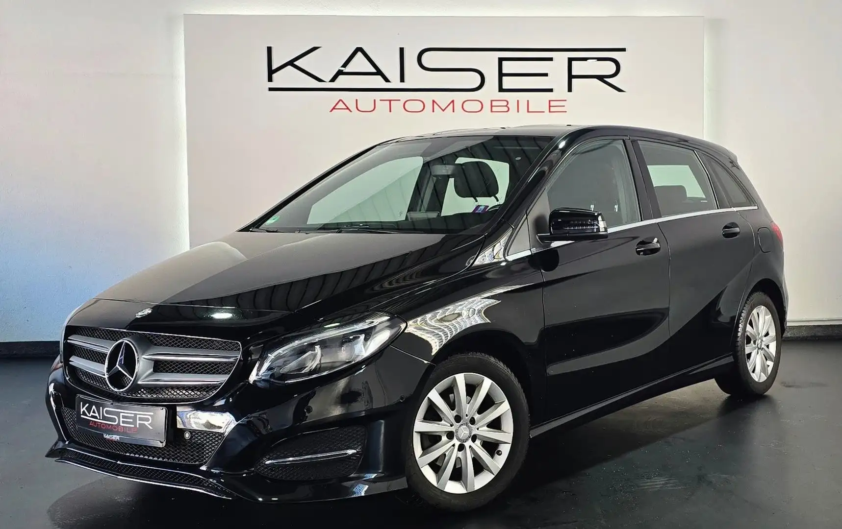 Mercedes-Benz B 180 *AUTOMATIK*LED*NAVI*TOTWINKEL-A*1.HAND*SHZ Noir - 1