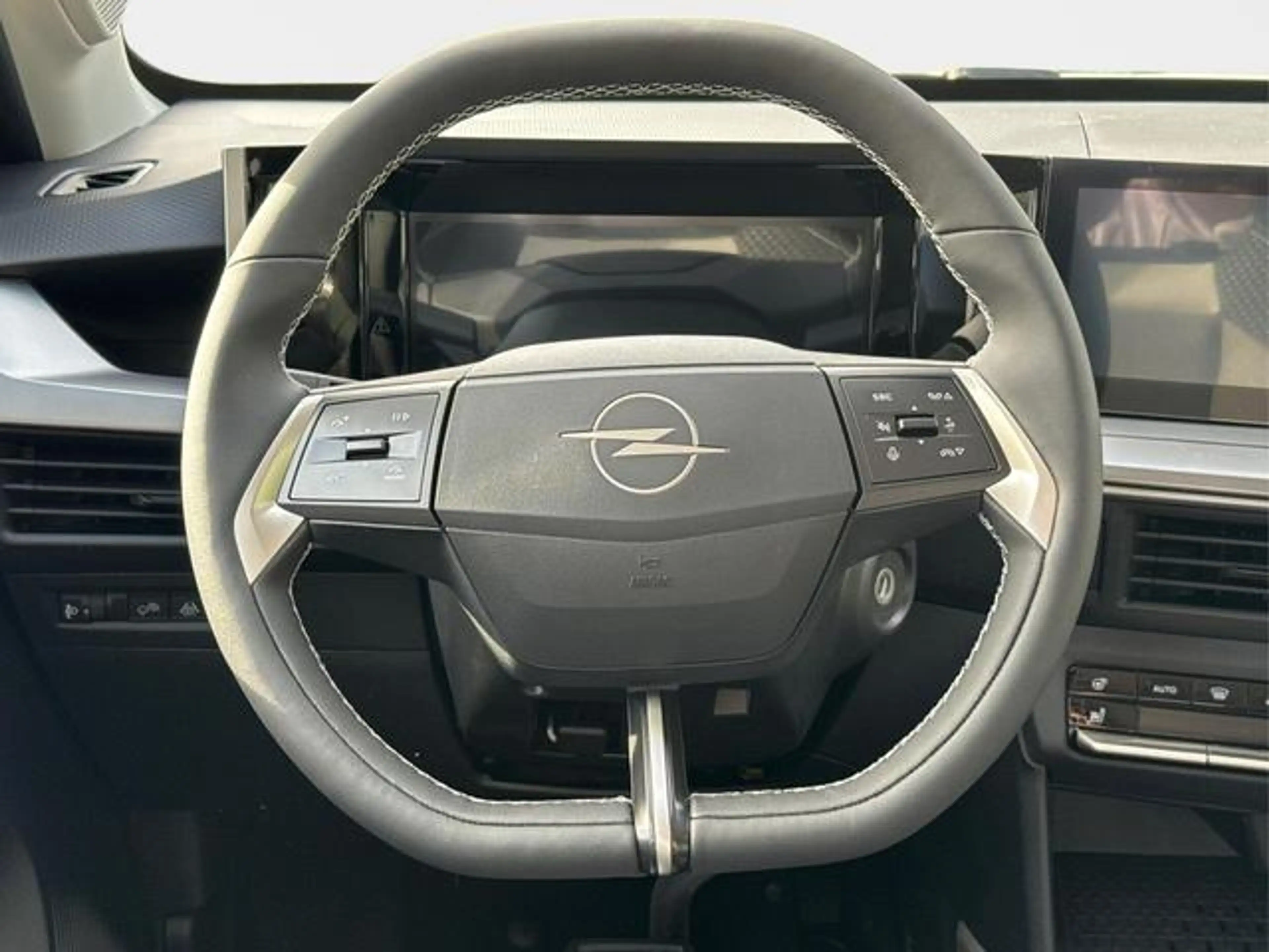 Opel Frontera GS NAVI+SHZ+KAMERA+LED+KLIMA+TEMPOMA... — photo 10