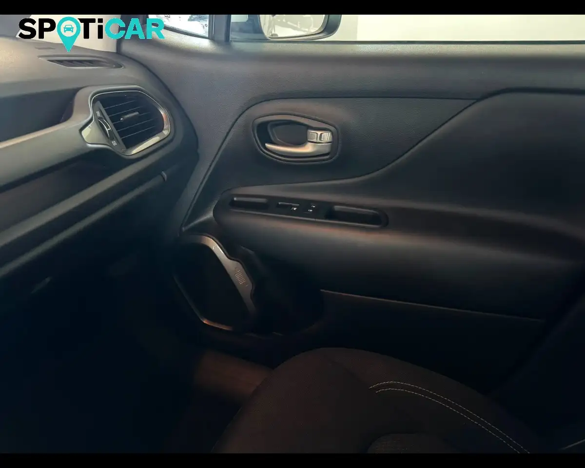 Jeep Renegade 1.5 Turbo T4 MHEV Summit, миниатюра 19