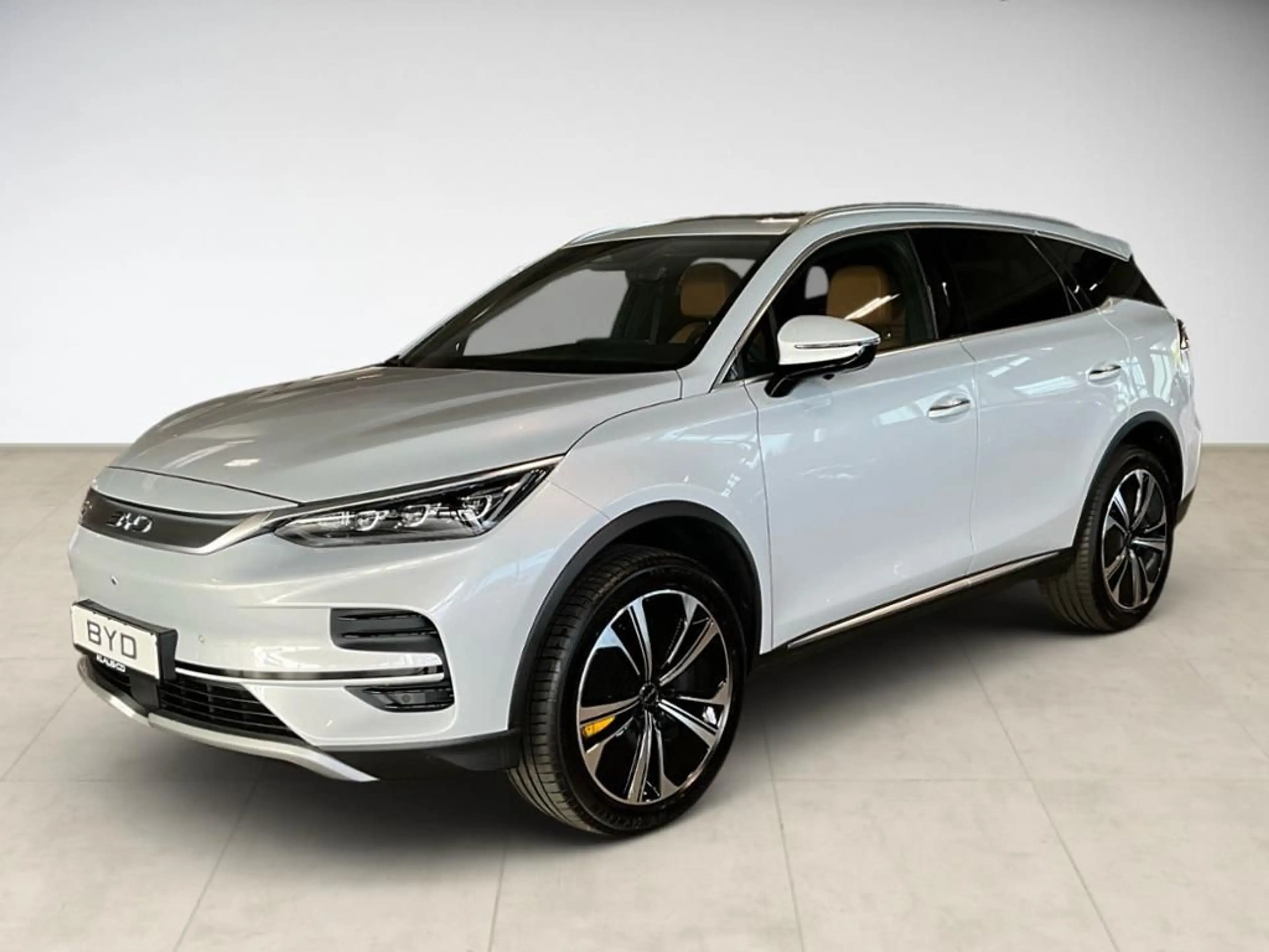 BYD Tang Flagship AWD 360 ACC AUT Akustikglas HUD