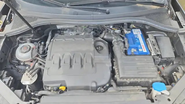 Volkswagen Tiguan view 15