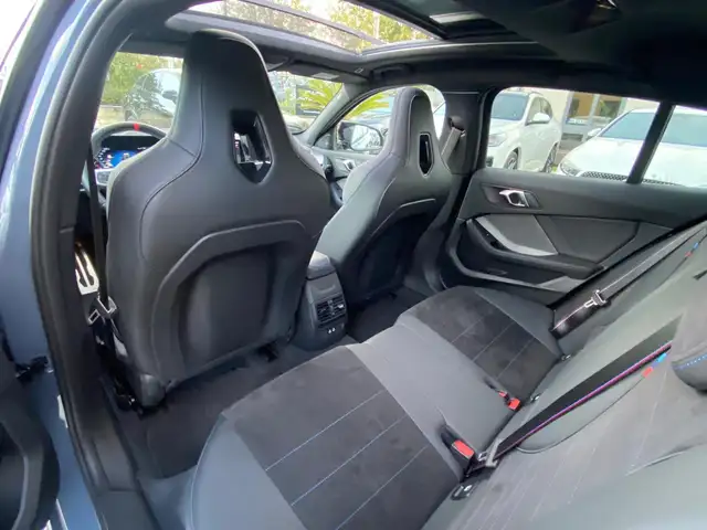 BMW M view 8