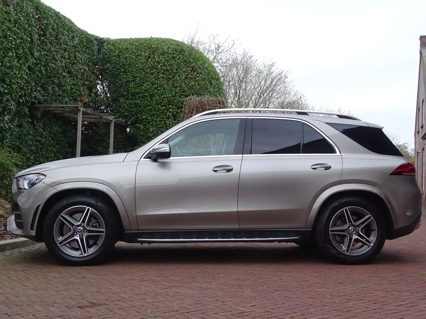 Mercedes-Benz GLE 400 d 4MATIC AMG Grijs kenteken Gris - 2