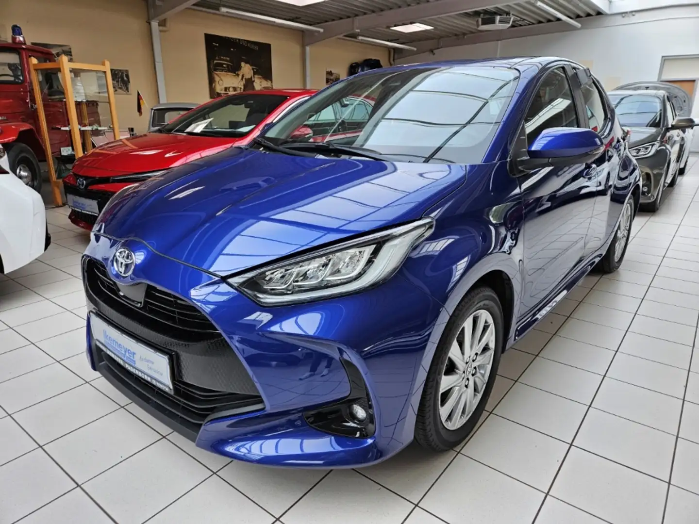 Toyota Yaris 1.5 Team DK Sitzheizung Lenkradheizung Klimaautoma Blau - 1