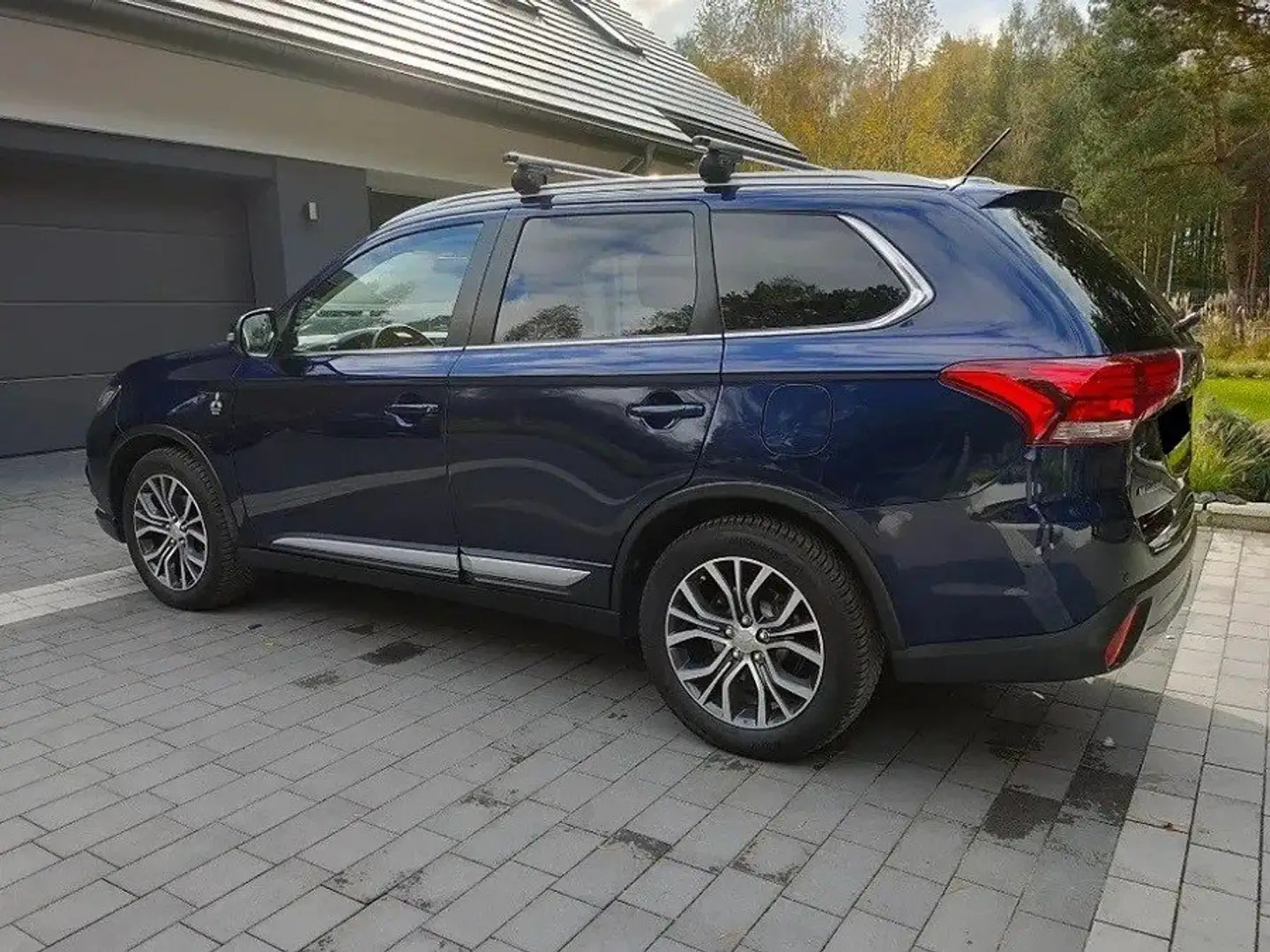 Mitsubishi Outlander Outlander 2.2 DI-D 4WD Aut.Plus Blau - 2