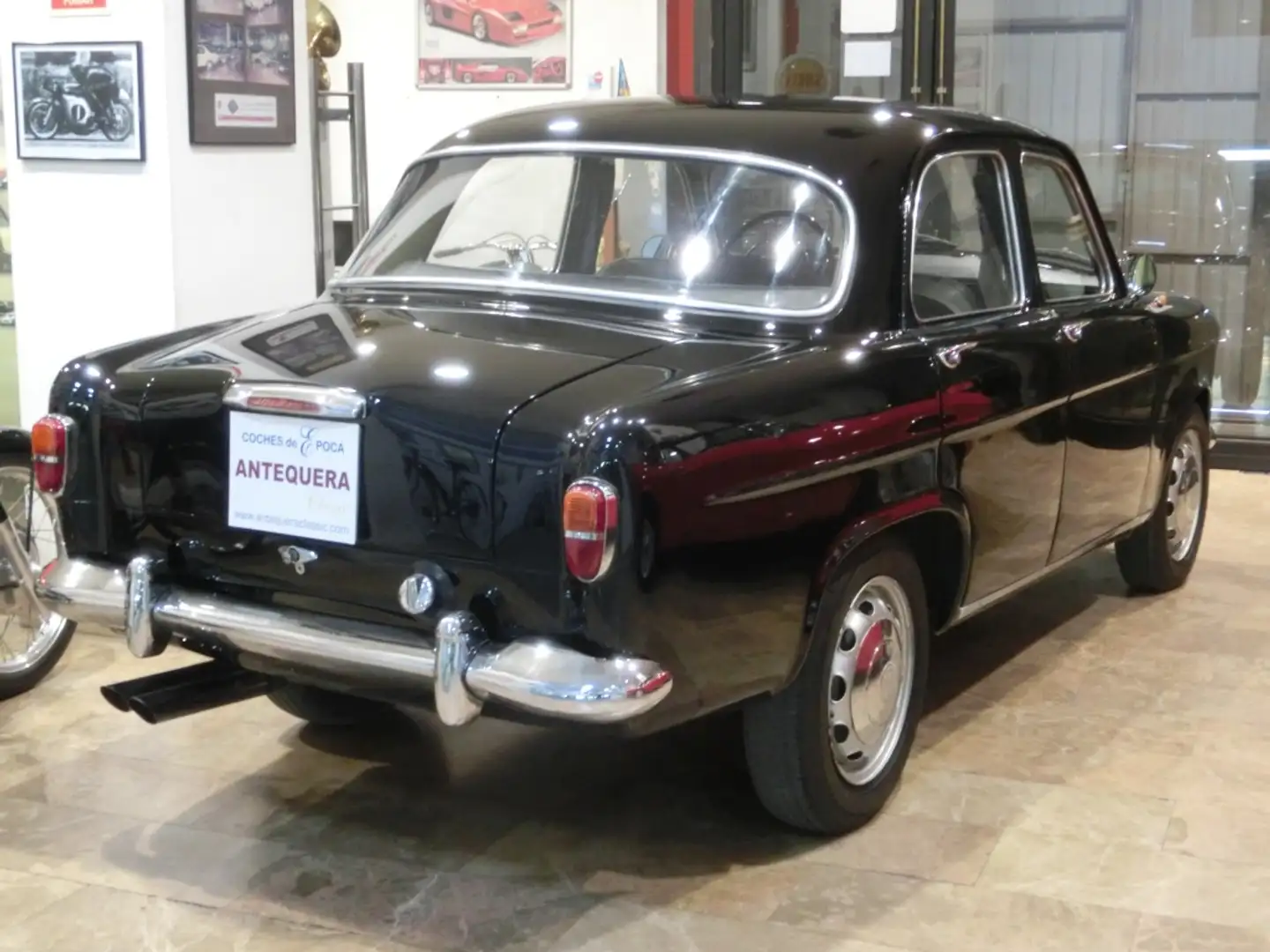 Alfa Romeo Giulietta Berlina Manual de 4 Puertas Negro - 2