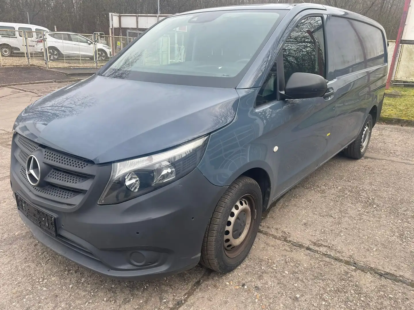 Mercedes-Benz Vito Kasten 109/110/111/114 CDI FWD lang Grau - 1