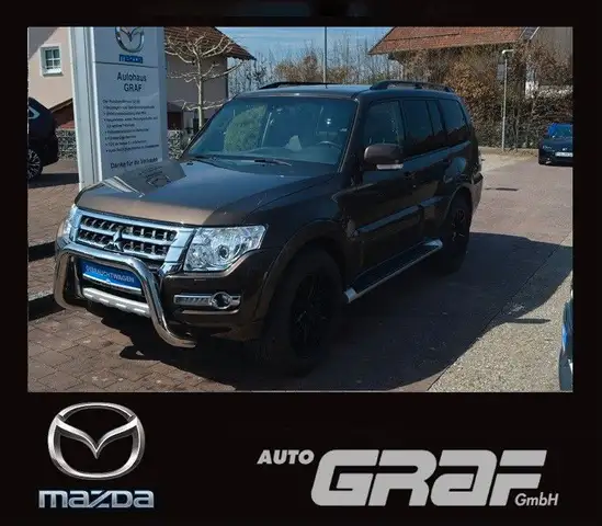 Mitsubishi Pajero 3.2 DI-D Edition 100 AHK 7-Sitzer