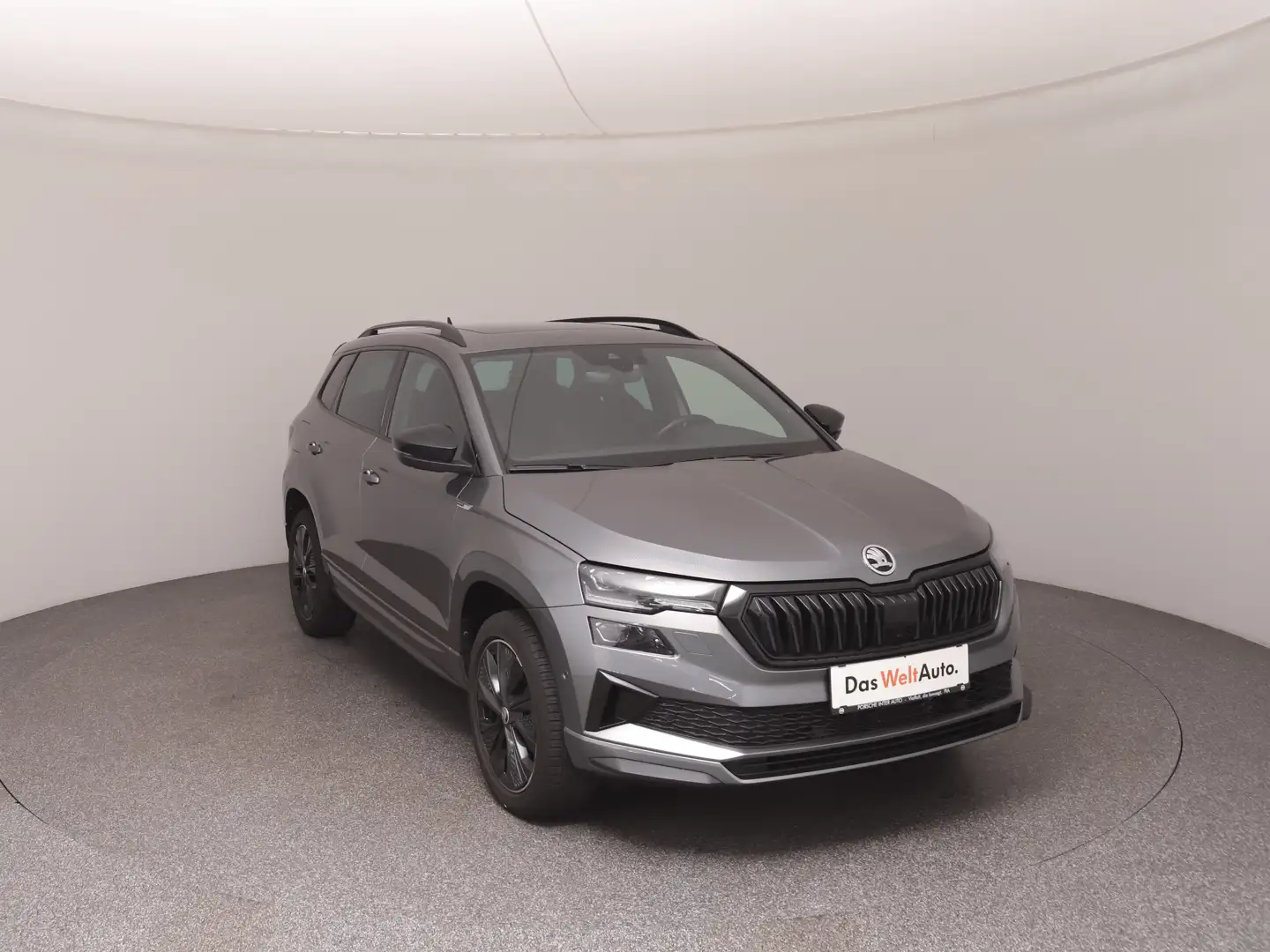 Skoda Karoq Sportline TSI DSG ACT Grau - 2
