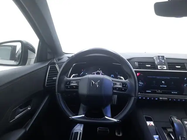 DS Automobiles DS 7 Crossback view 11