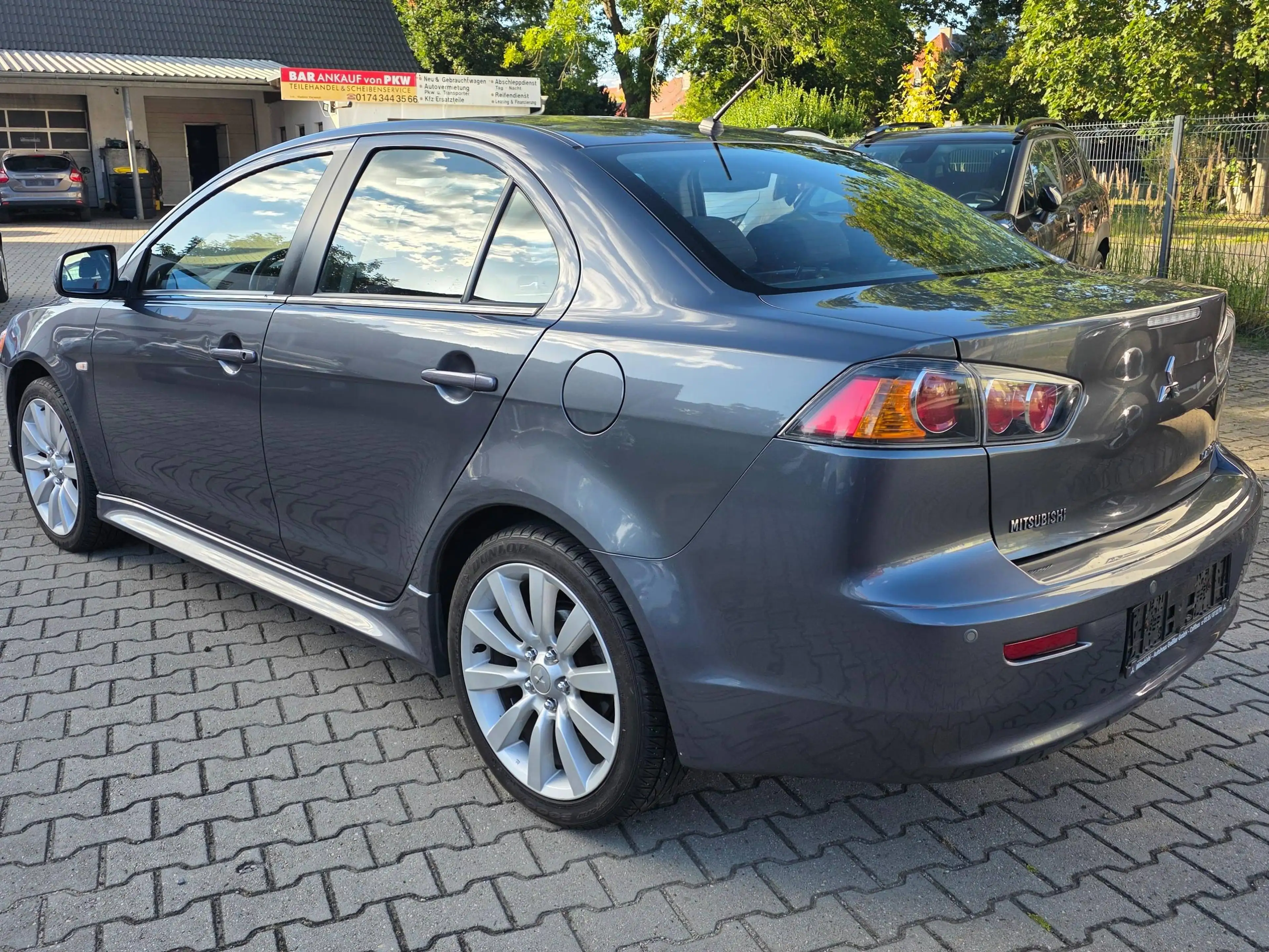 Mitsubishi Lancer Intense — photo 6