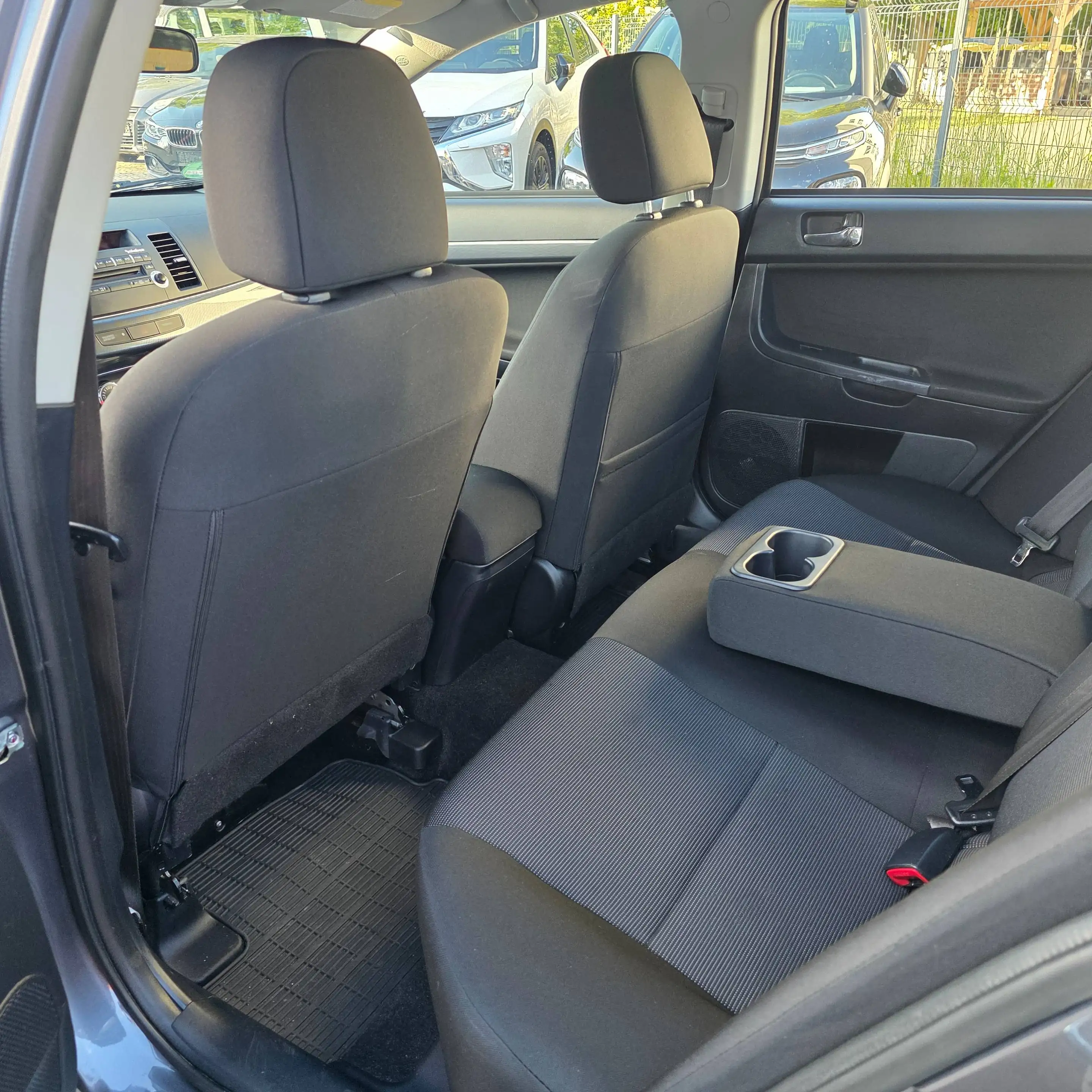 Mitsubishi Lancer Intense — photo 8