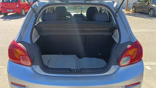 Mitsubishi Space Star view 14