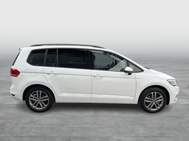 Volkswagen Touran view 7