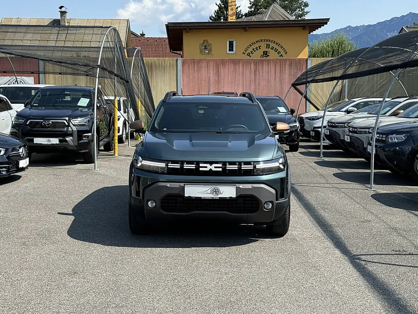 Dacia Duster Extreme TCe 130 mHev 4x4 LED PDC 360°Multi-View Grün - 2