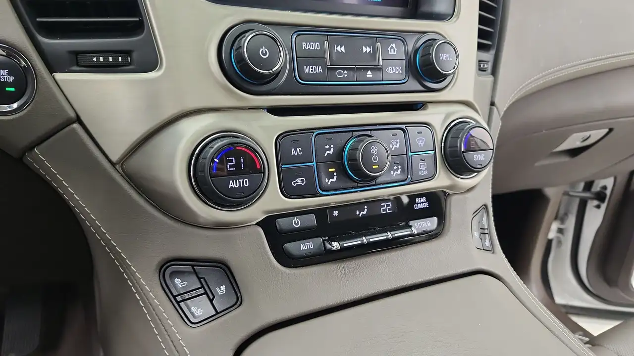 GMC Yukon снимка GMC Yukon