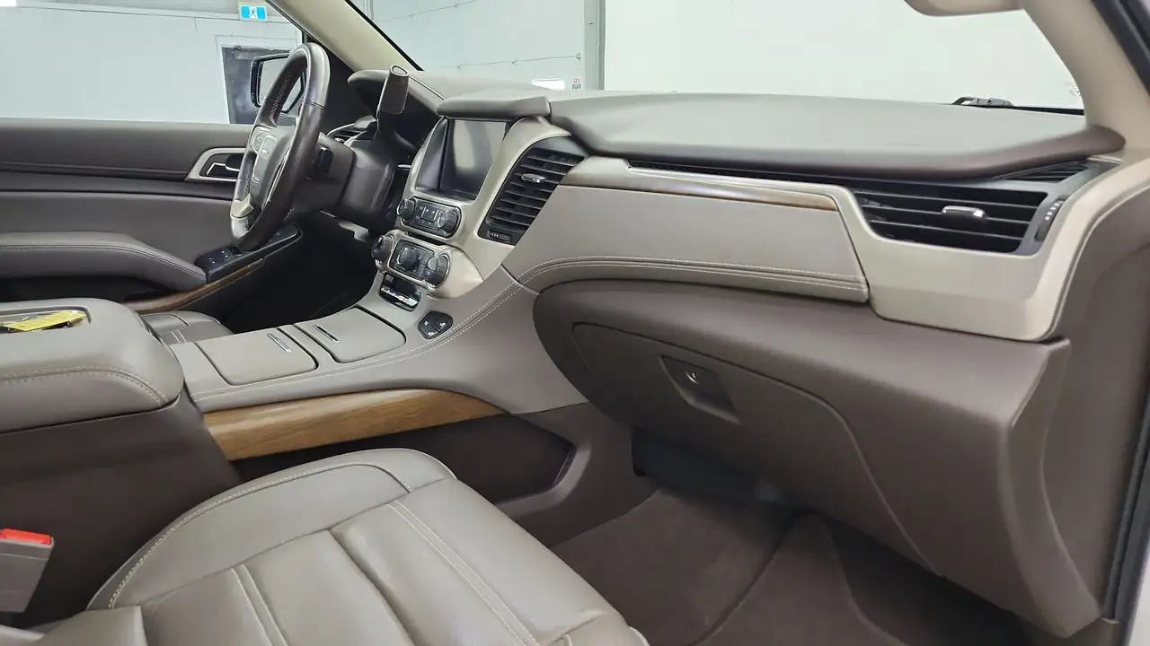 GMC Yukon снимка GMC Yukon