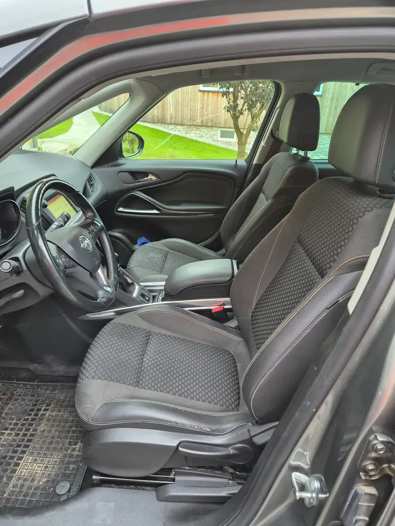 Opel Zafira Zafira 1,4 Turbo ecoFLEXInnovation Grau - 2