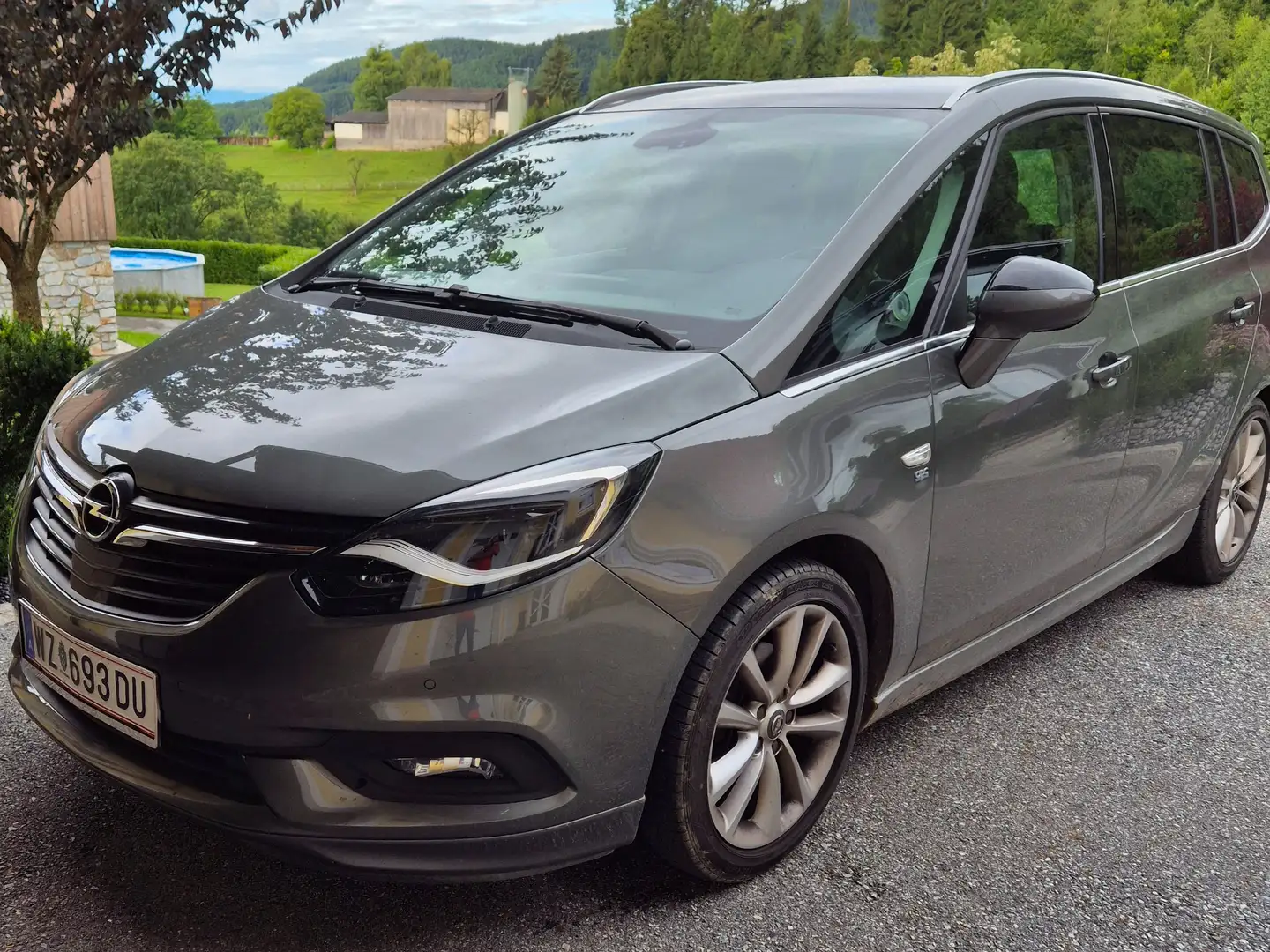 Opel Zafira Zafira 1,4 Turbo ecoFLEXInnovation Grau - 1
