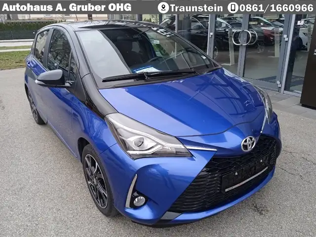 Toyota Yaris Style Selection 8-fach+Navigation+Kamera+Alu