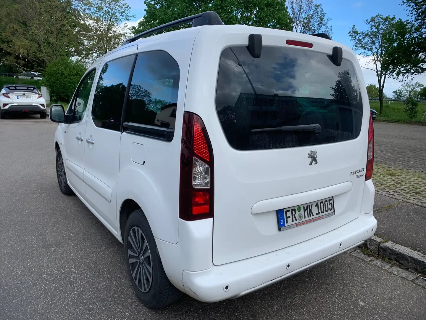 Peugeot Partner Tepee Style Weiß - 2