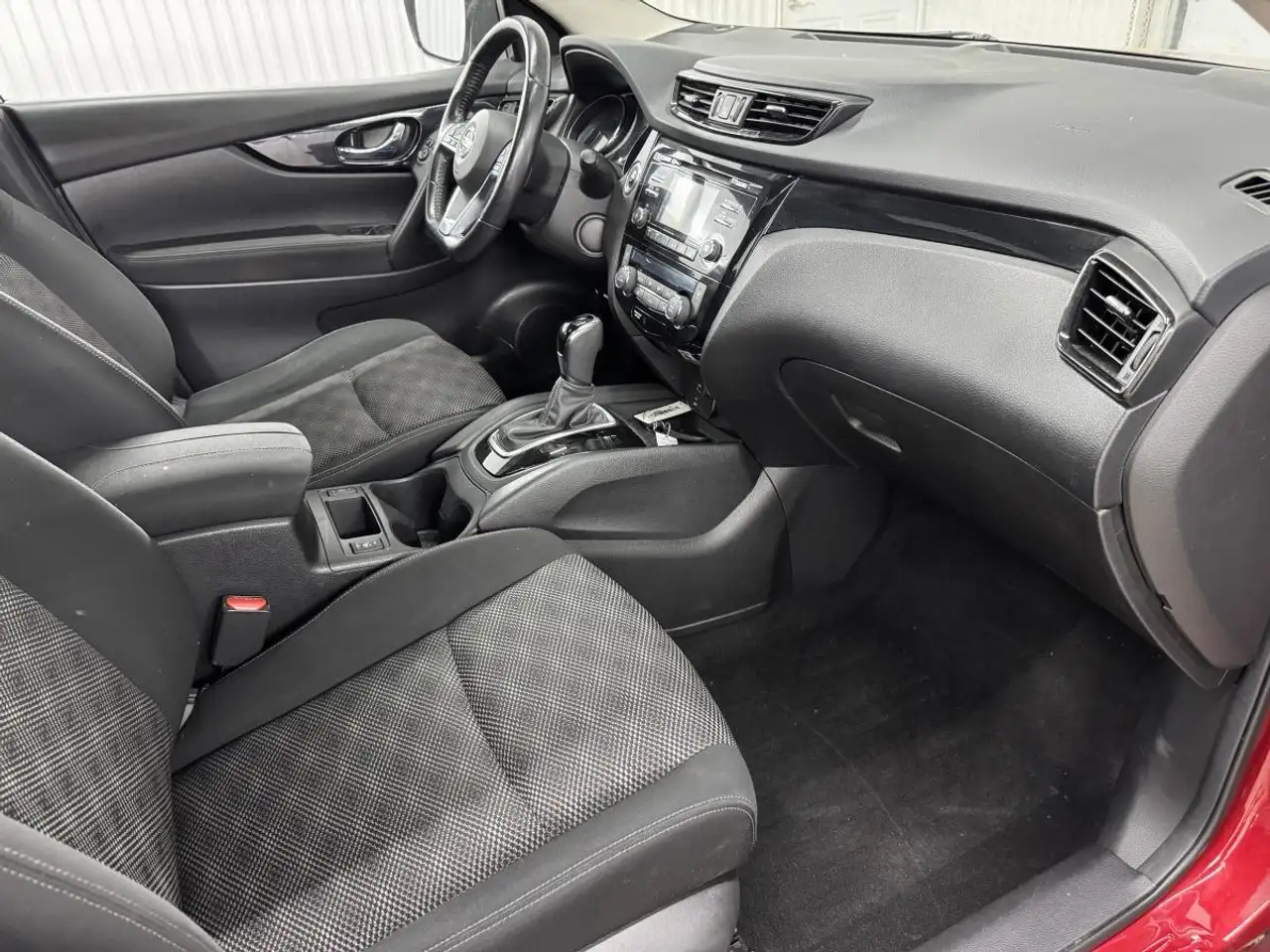 Nissan Qashqai снимка Nissan Qashqai