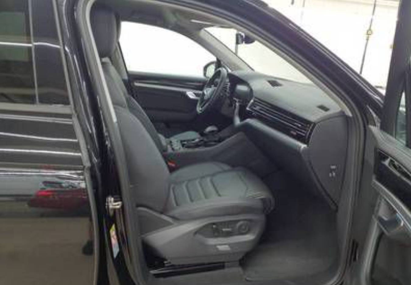 Volkswagen Touareg 3.0 TDI 170 kW 4Motion — photo 6