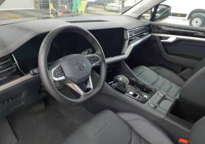 Volkswagen Touareg 3.0 TDI 170 kW 4Motion — photo 4