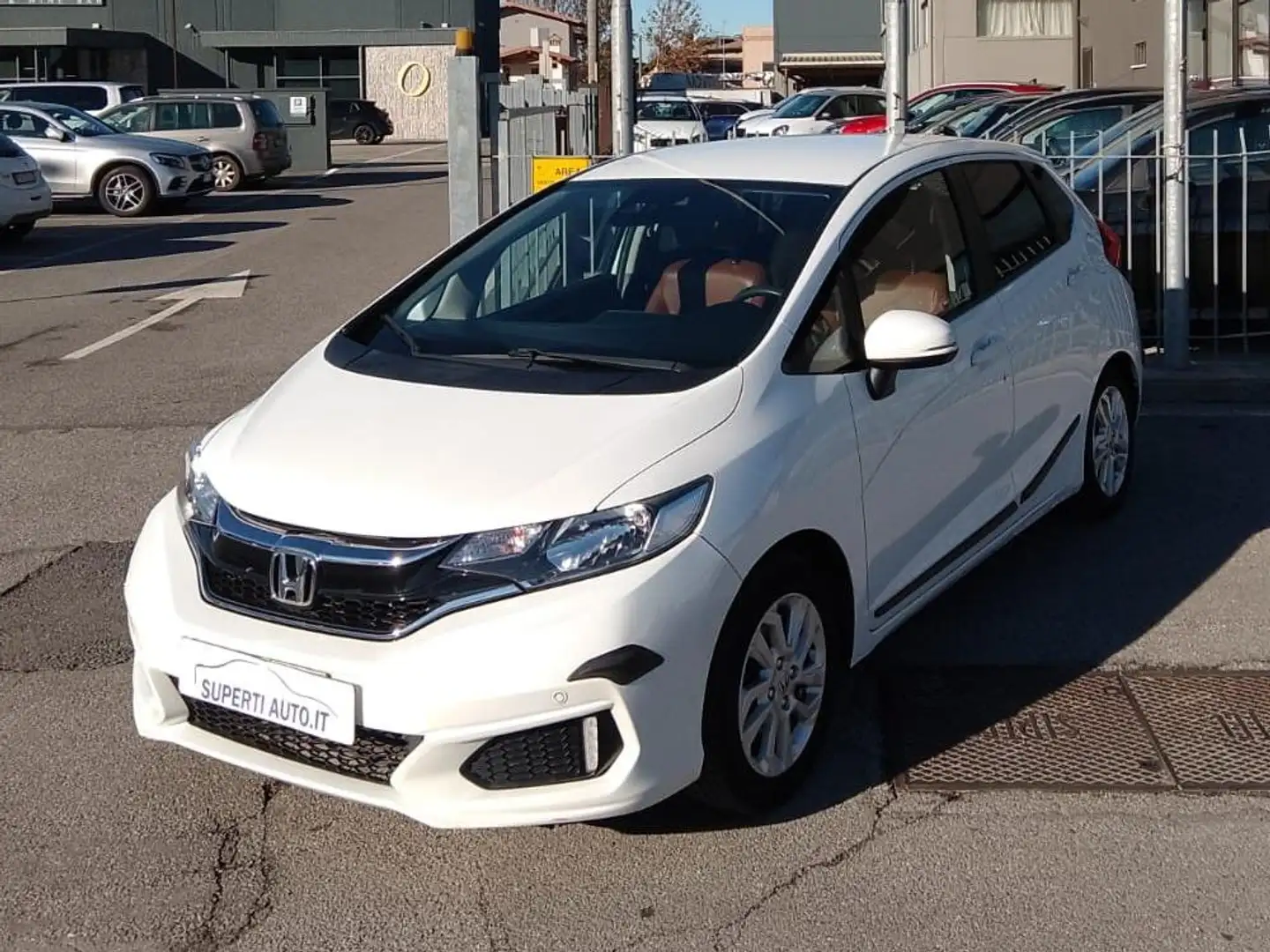 Honda Jazz Jazz 1.3 sed riscaldati full optional neopatentati White - 1