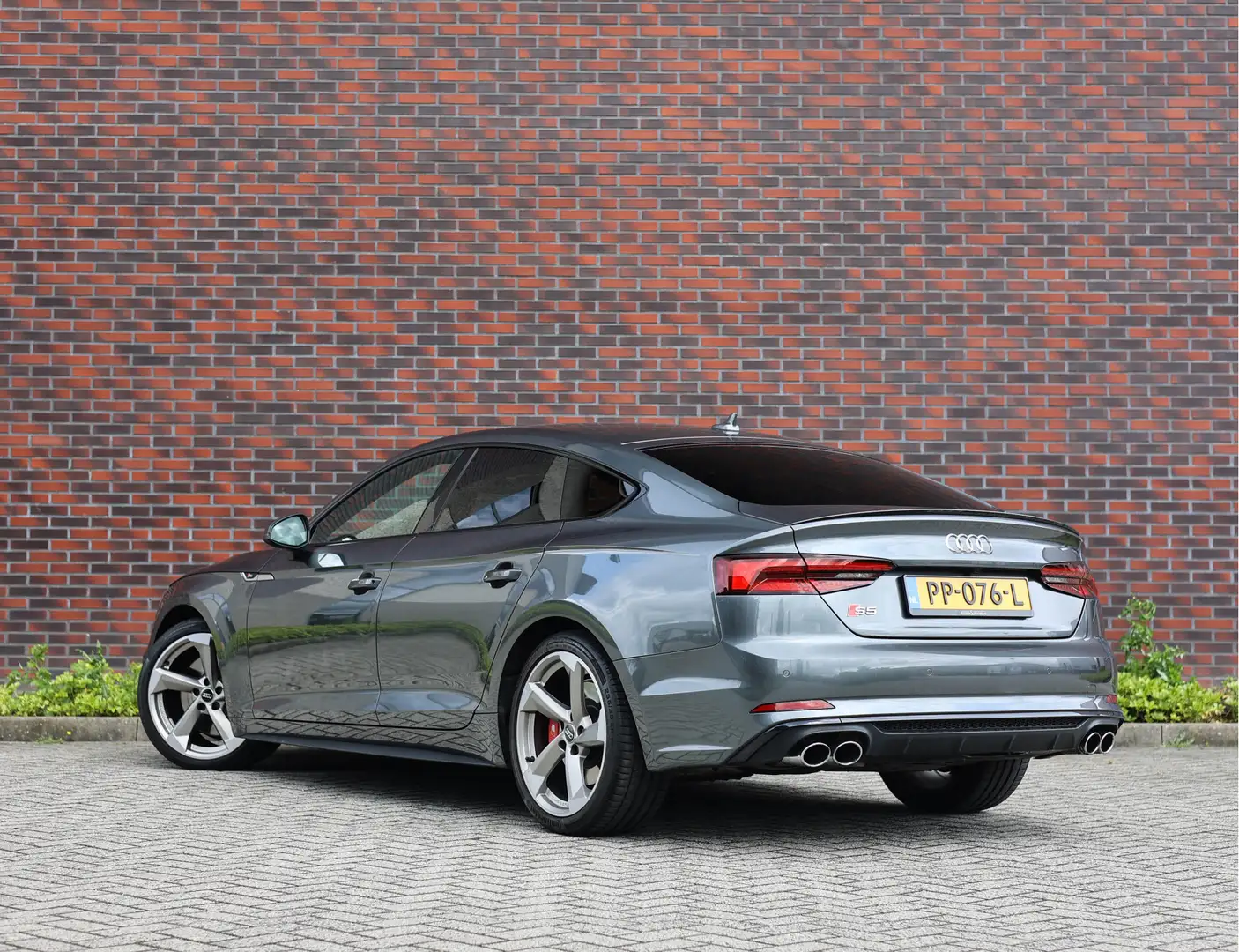 Audi S5 Sportback 3.0 TFSI quattro *Massage*B&O*HUD* Сірий - 2