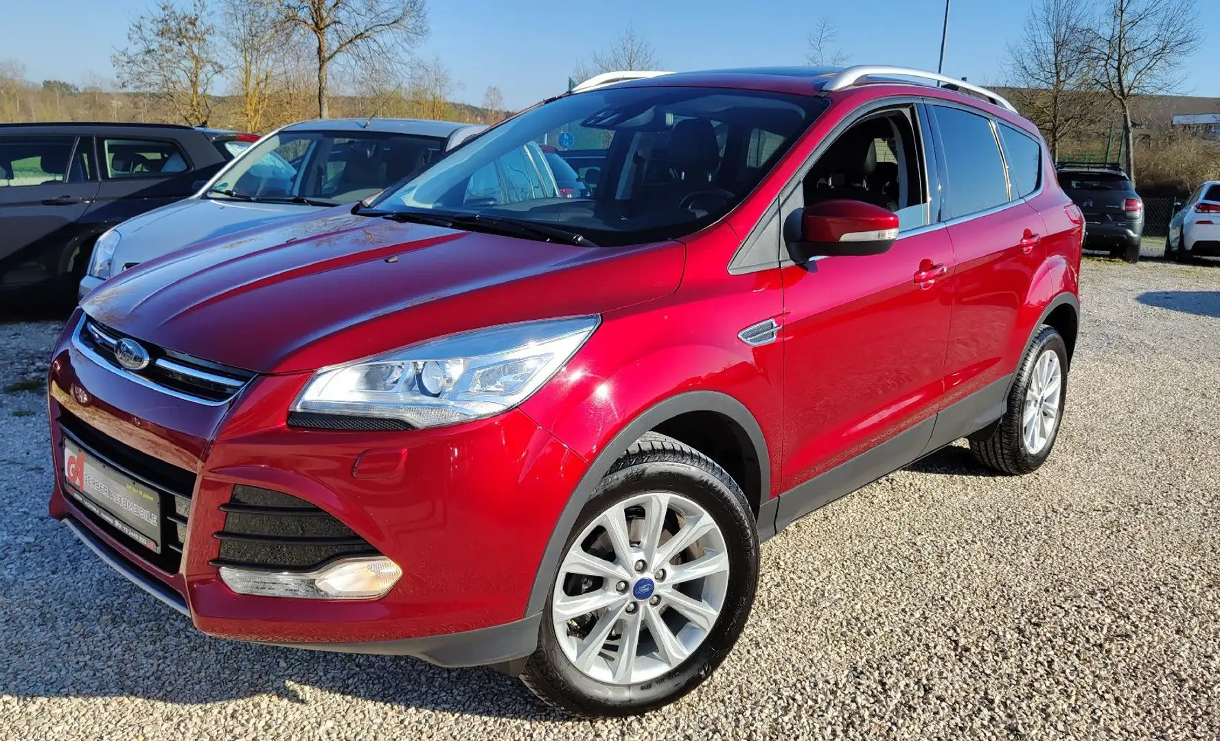 Ford Kuga Titanium Xenon* Navi* Leder* Panorama* EU6* Rot - 2
