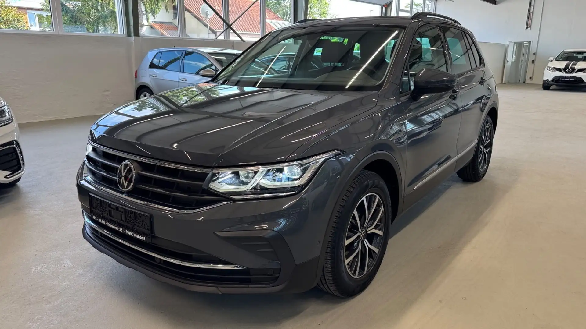 Volkswagen Tiguan Matrix-LED-Scheinwerfer Gris - 1