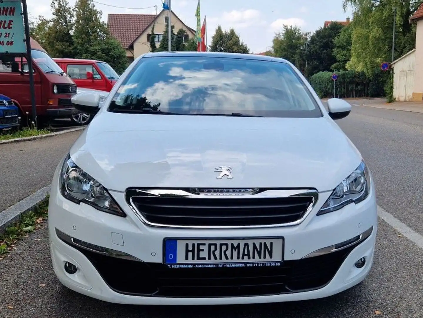 Peugeot 308 Style Panoramadach AHK PDC Kamera Navi SHZ Weiß - 2