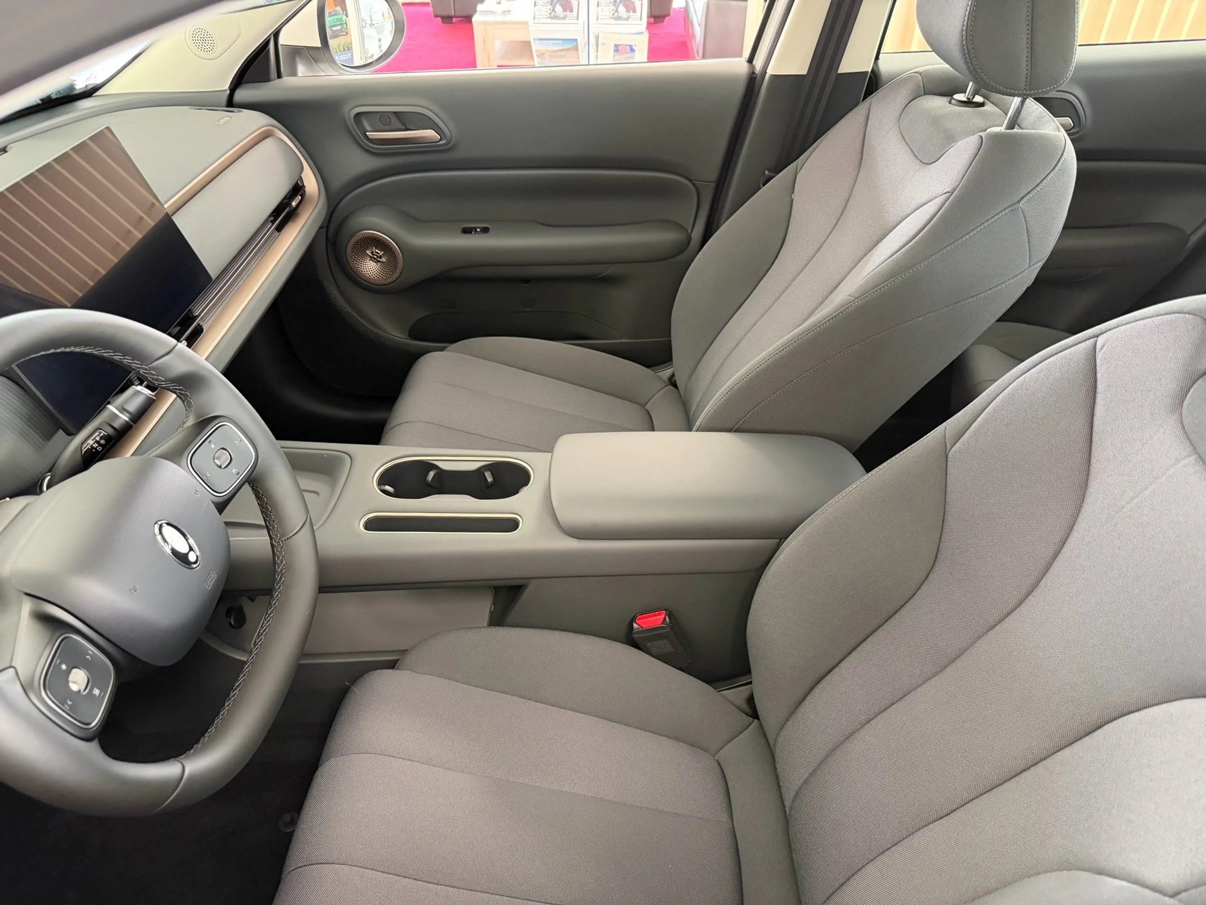 GWM ORA 5 Premium 1.5 Turbo 7-Gang DCT — photo 4