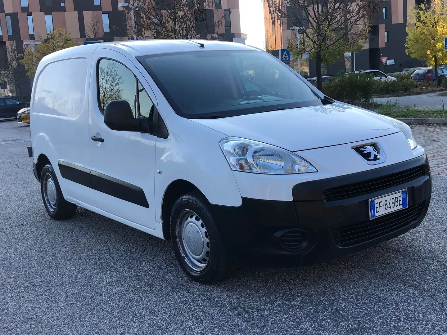 Peugeot Partner Partner Tepee 1.6 hdi AUTOCARRO 3 posti 3 porte Blanco - 2