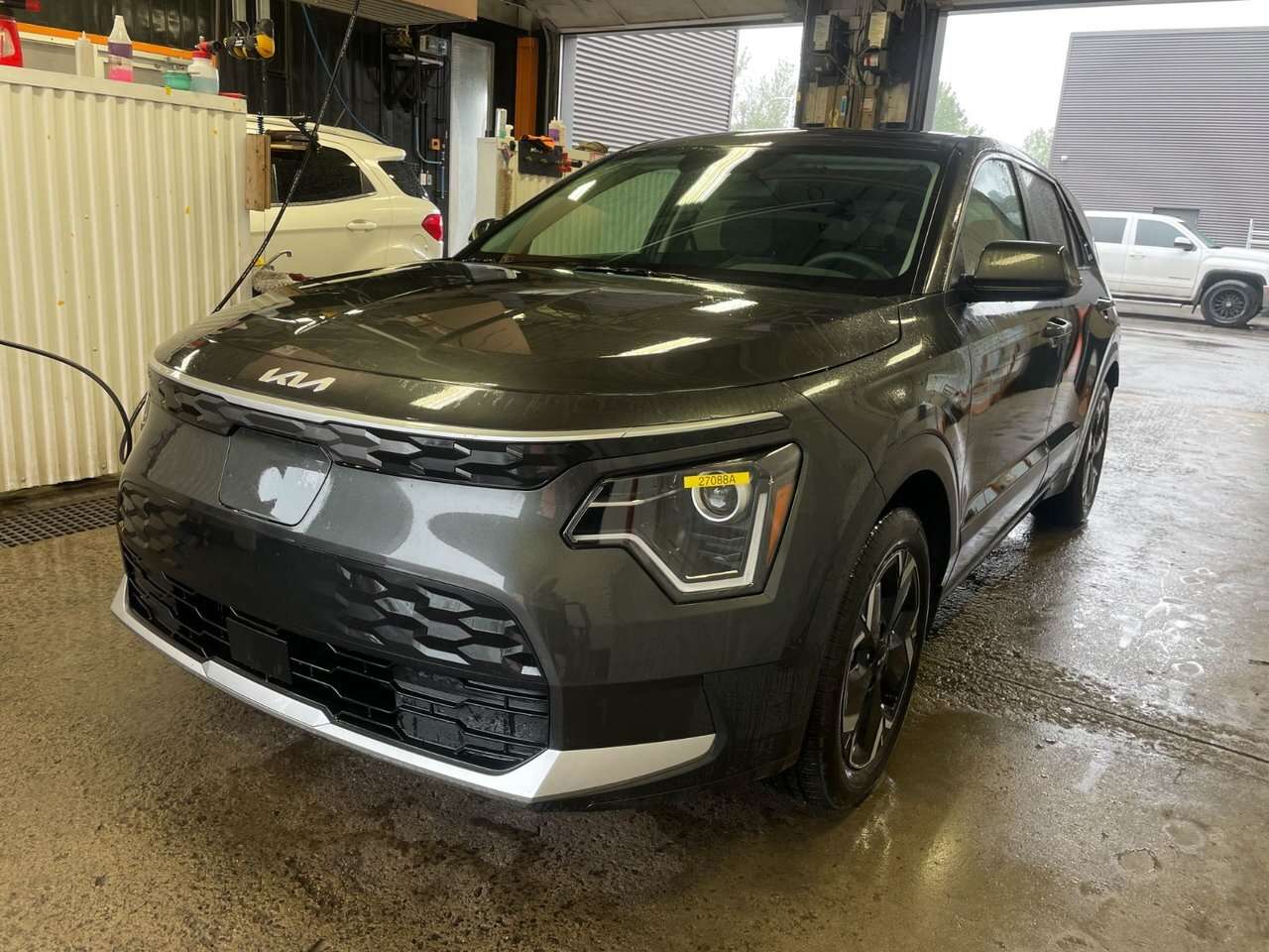 2026 Kia Niro WIND *NAV* SIÈGES CHAUFF REG ADAPT ALERTES *BAS KM