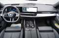 BMW 520 d xDrive M Sport ICONIC PANO 360 HUD KOMFORT Grau - thumbnail 19