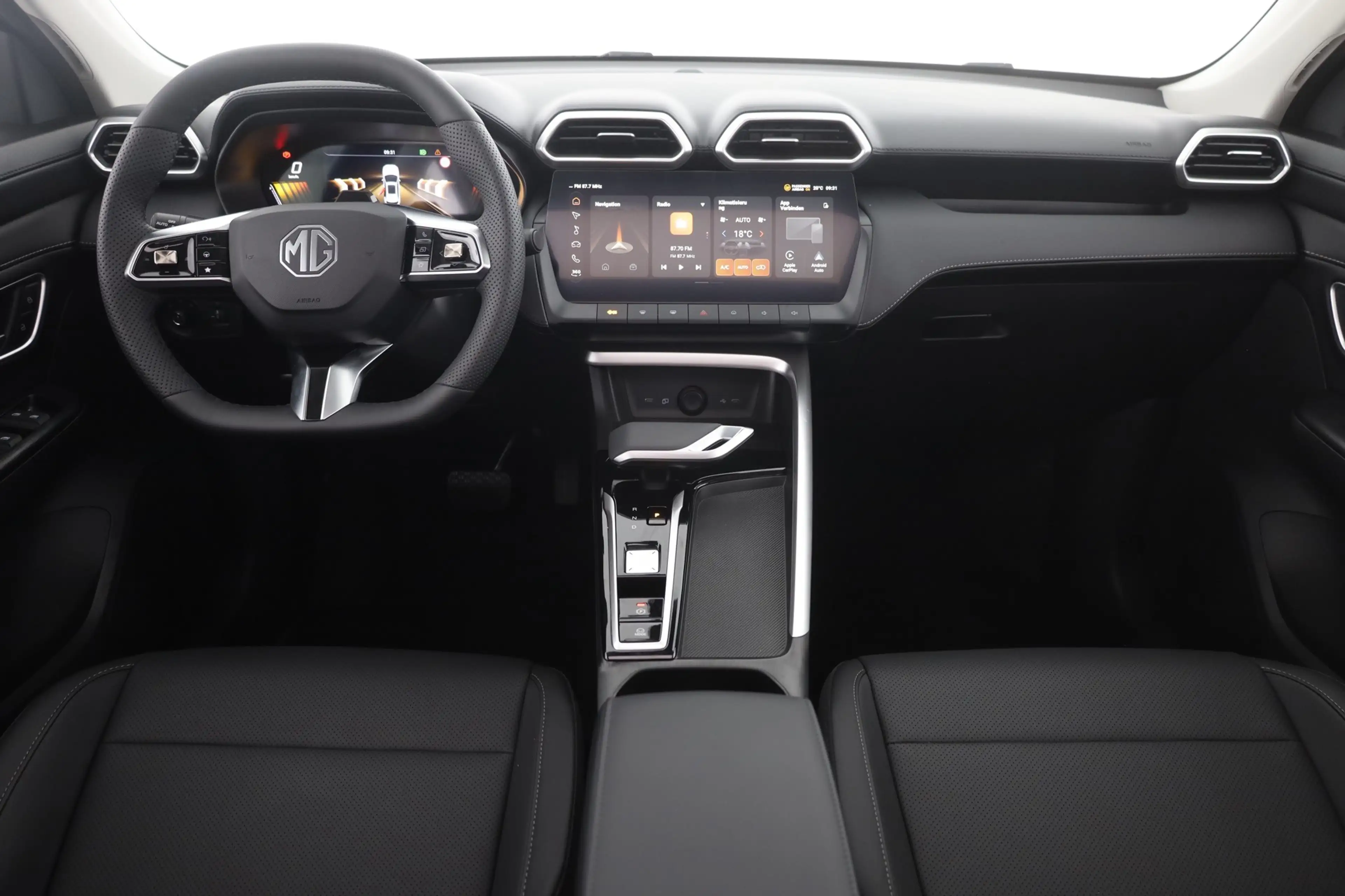 MG ZS 1.5 Hybrid Luxury Aut. LED ACC 360° Pano — photo 9