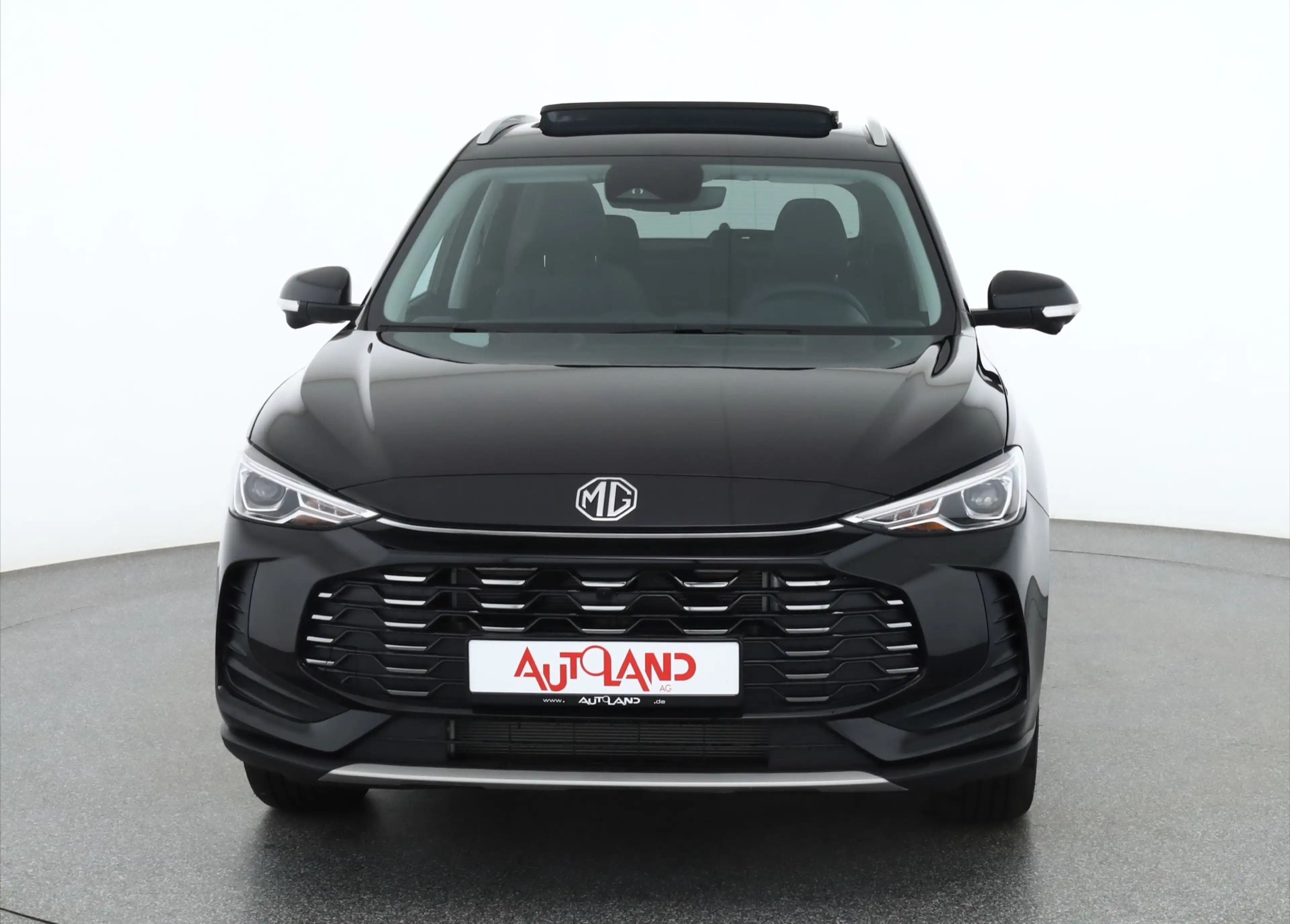 MG ZS 1.5 Hybrid Luxury Aut. LED ACC 360° Pano — photo 8