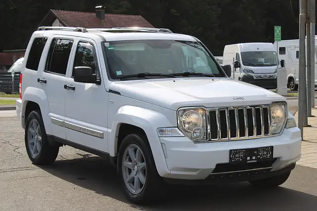 Jeep Cherokee 2,8 Limited CRD Aut.