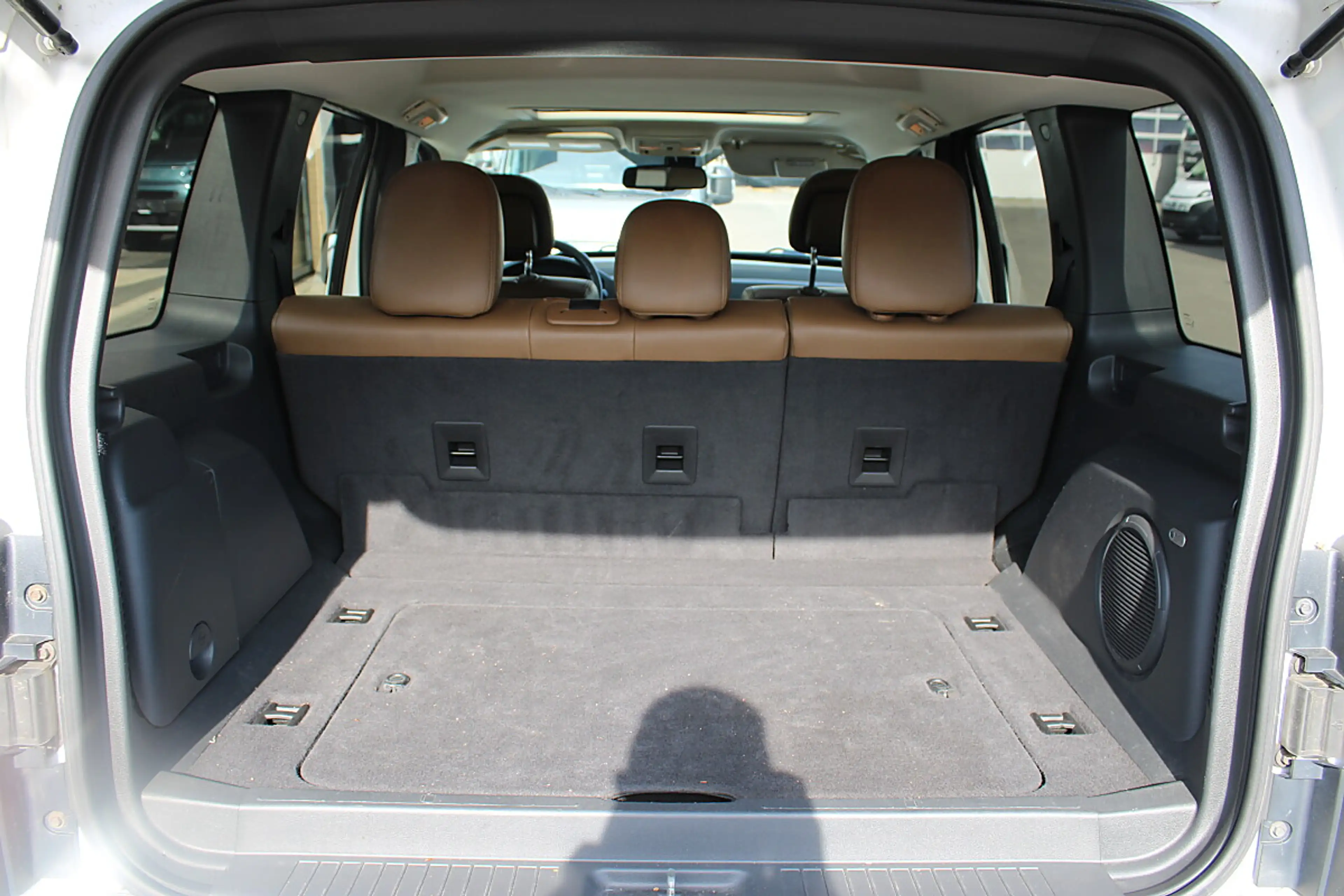 Jeep Cherokee 2,8 Limited CRD Aut. — photo 7