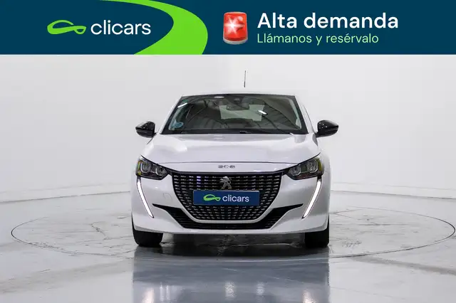 Peugeot 208 view 2