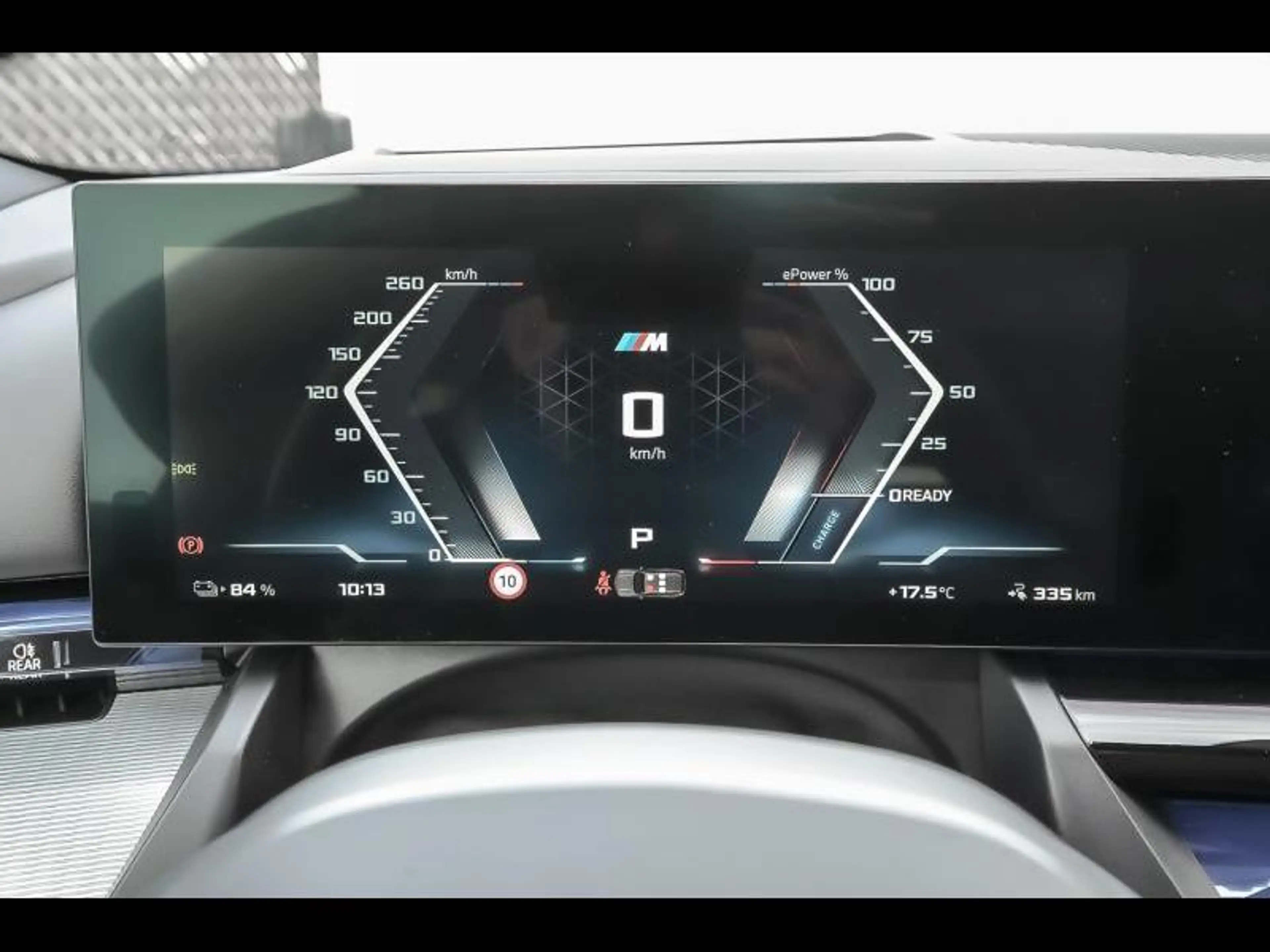 BMW i5 M60 xDrive — photo 9