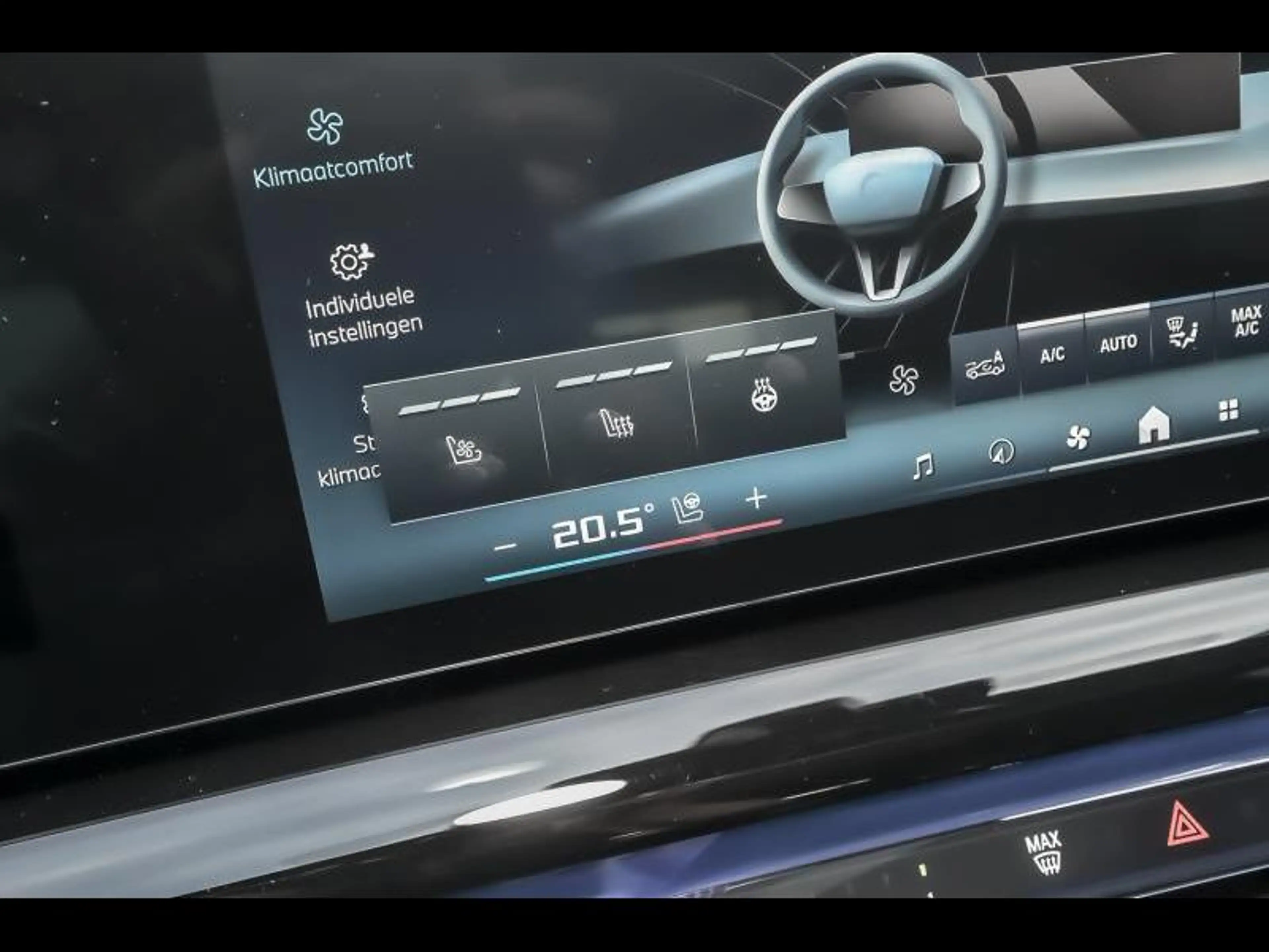 BMW i5 M60 xDrive — photo 12