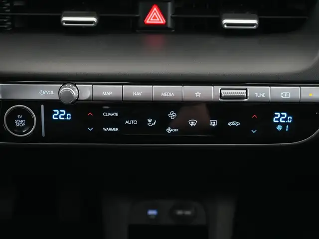 Hyundai Ioniq 5 view 12