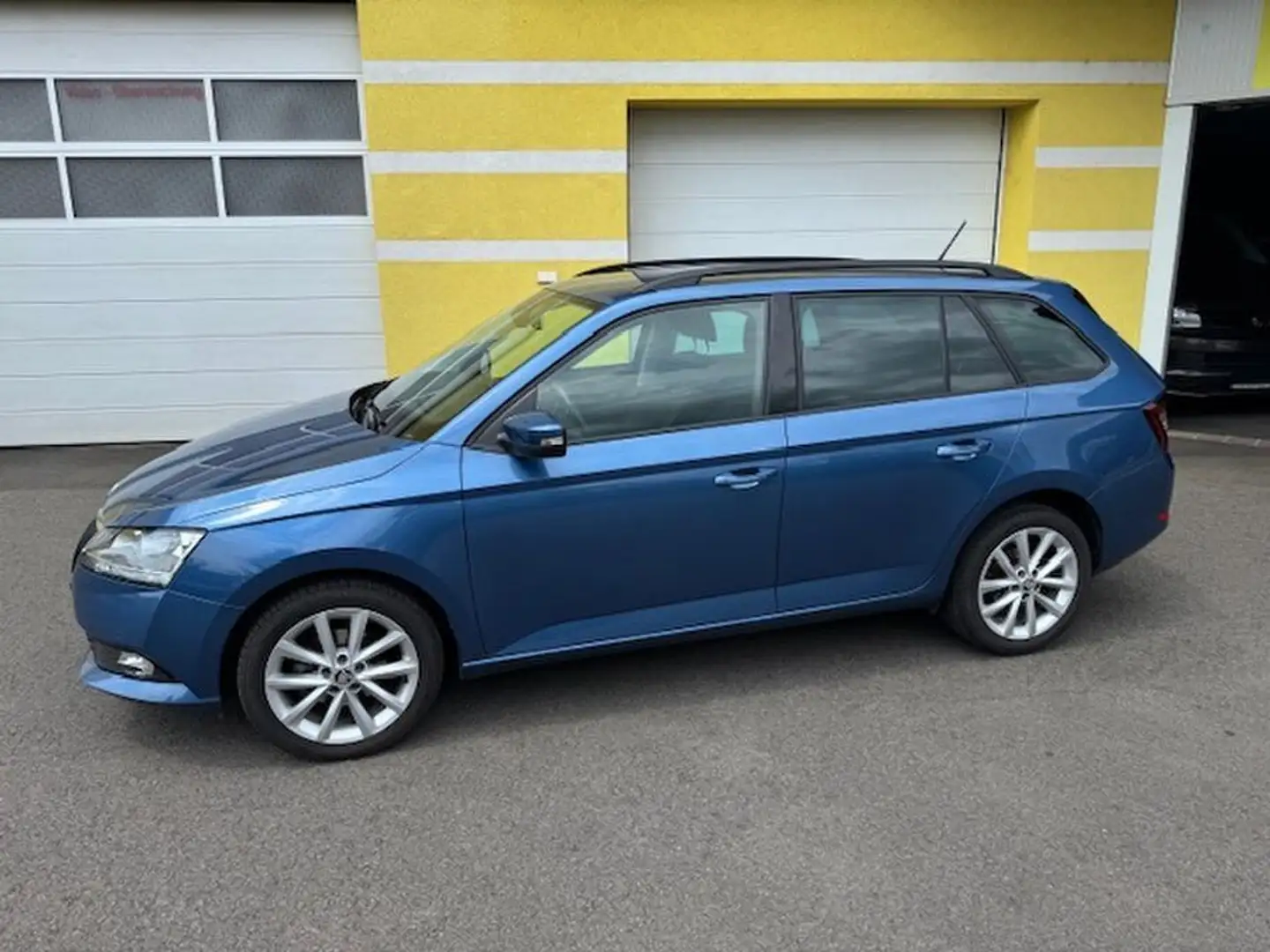 Skoda Fabia Kombi Style TSI -1Besitz nur 38800km TOP! Blauw - 2