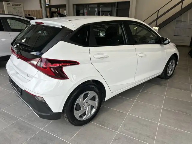 Hyundai I20 view 4
