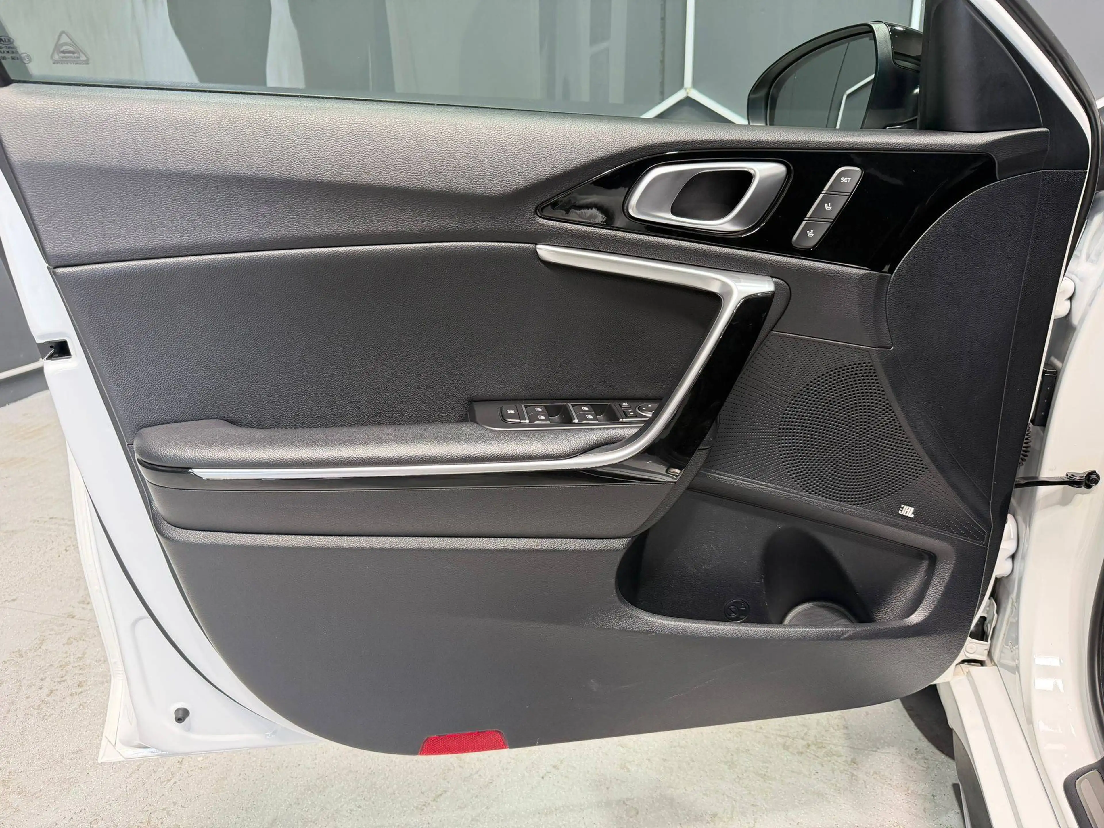 Kia ProCeed / pro_cee'd GT-Line — photo 13