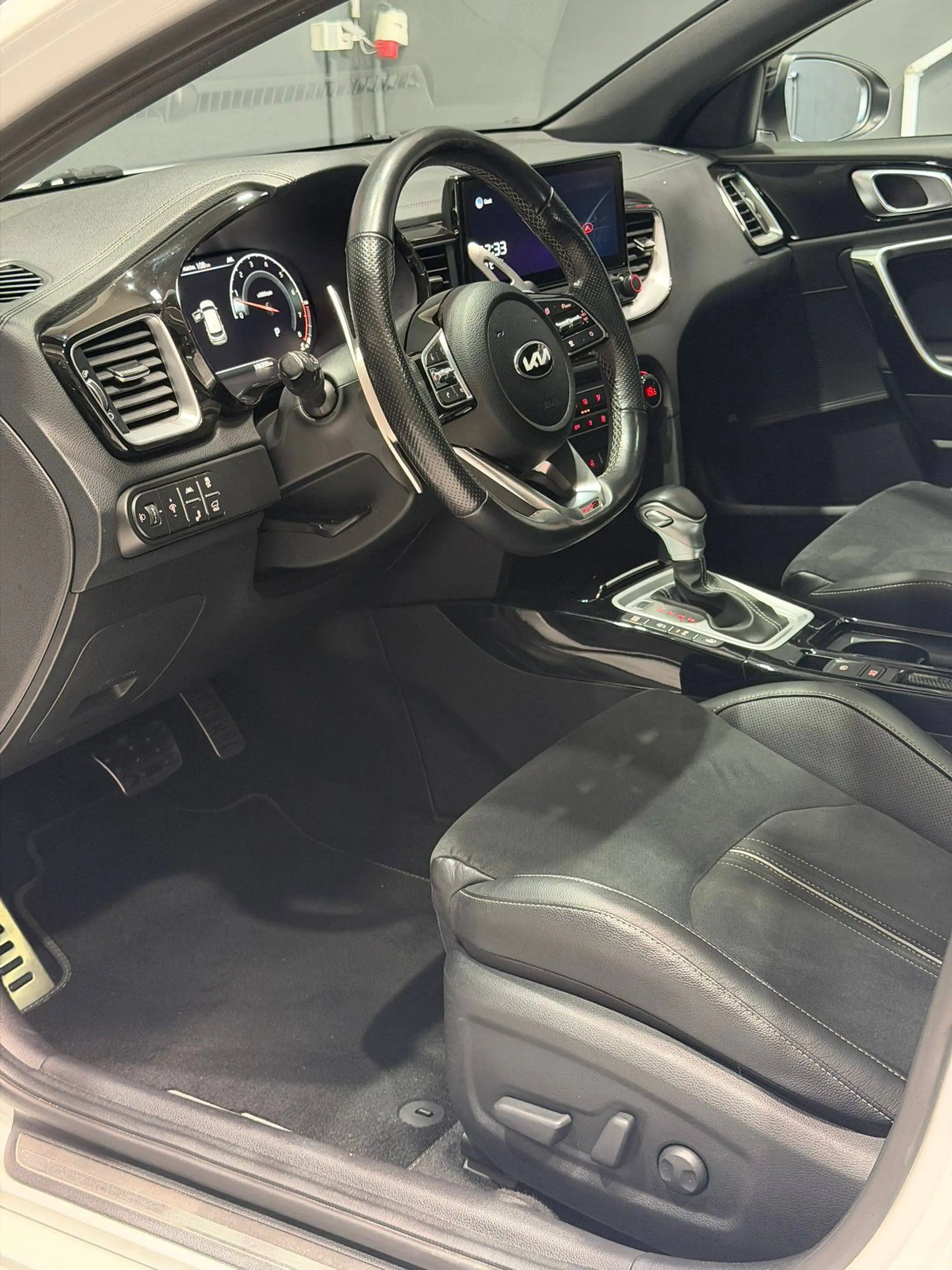 Kia ProCeed / pro_cee'd GT-Line — photo 12